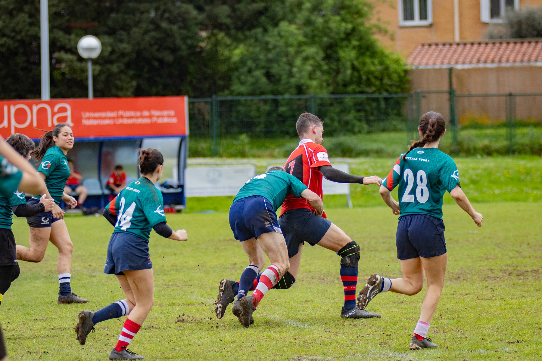 Crónica Amistoso Navarra vs Bizkaia (rugby inclusivo)